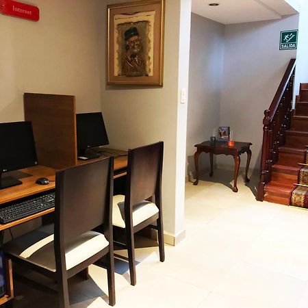 Hotel Santiago De Compostella Suites Куенка Екстер'єр фото