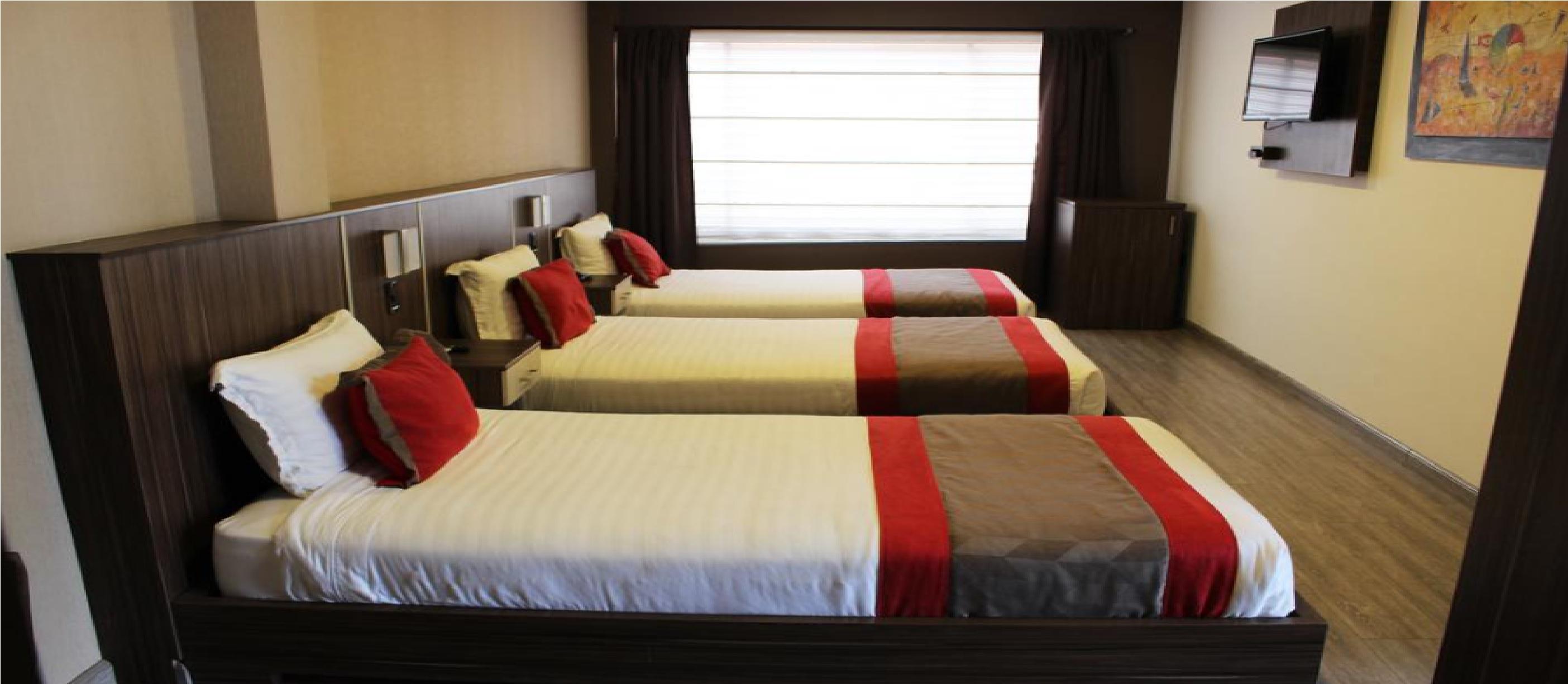 Hotel Santiago De Compostella Suites Куенка Екстер'єр фото