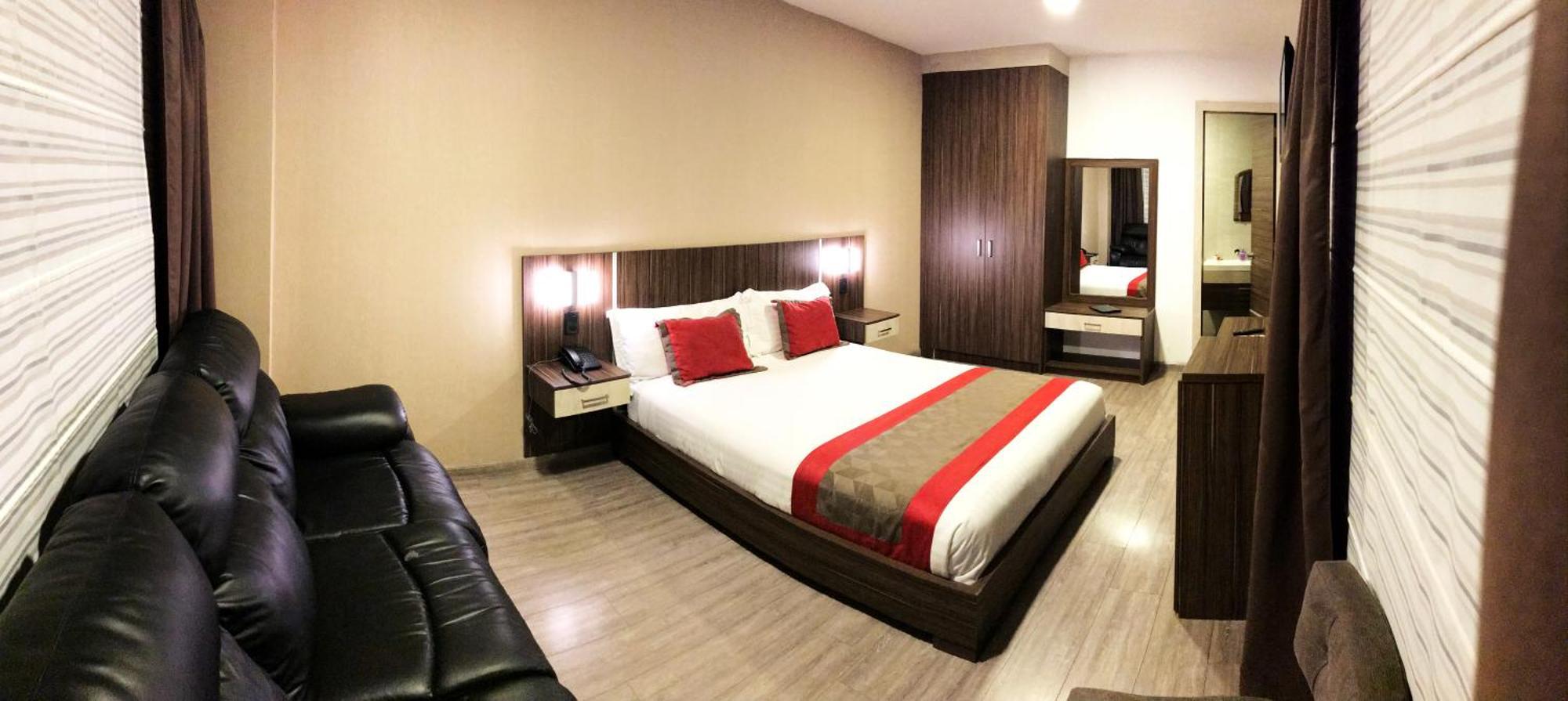 Hotel Santiago De Compostella Suites Куенка Екстер'єр фото