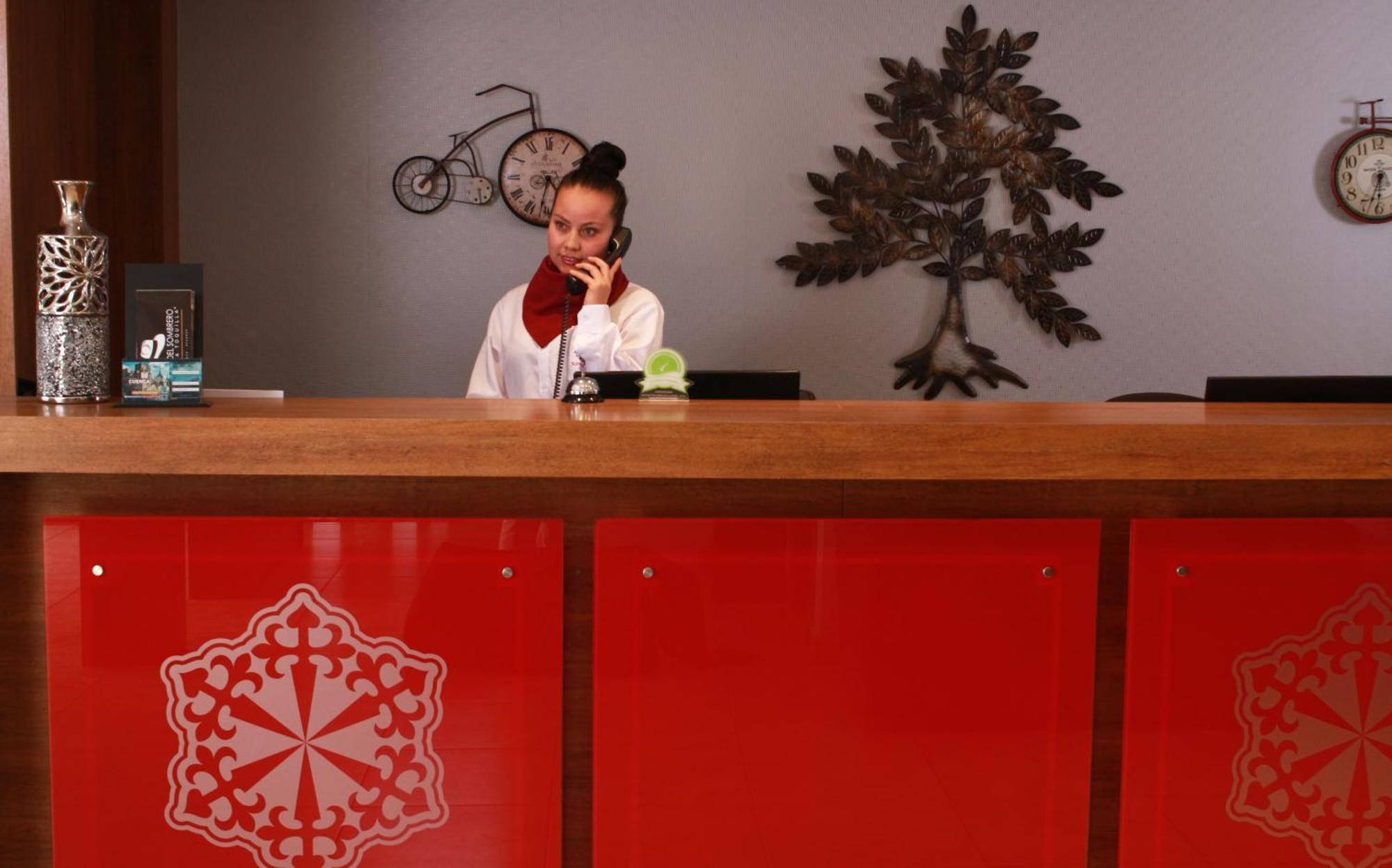 Hotel Santiago De Compostella Suites Куенка Екстер'єр фото
