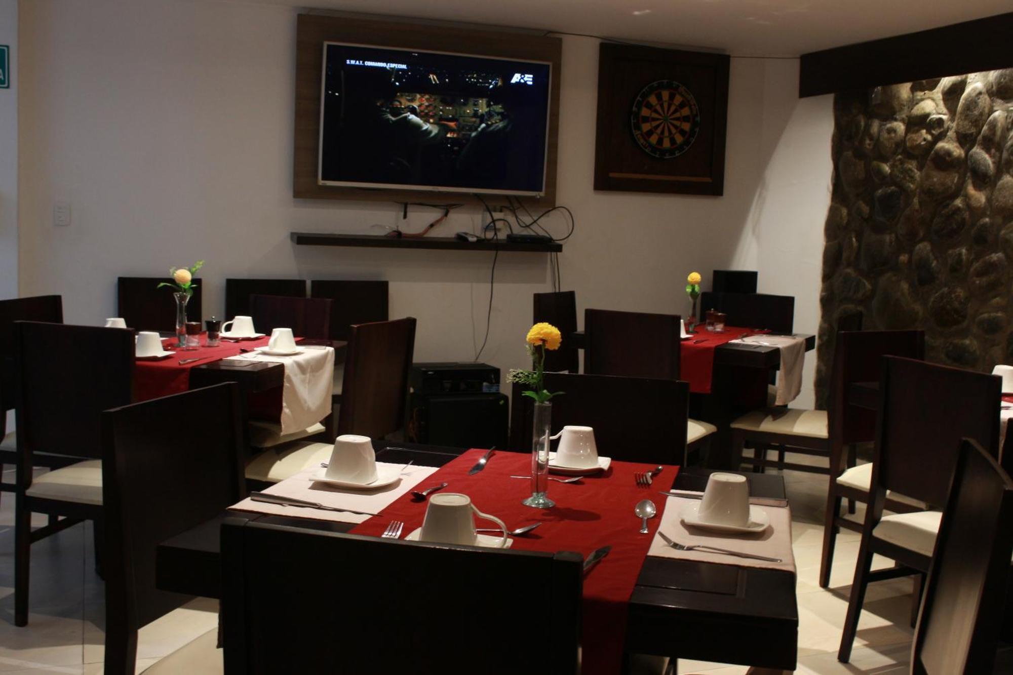 Hotel Santiago De Compostella Suites Куенка Екстер'єр фото