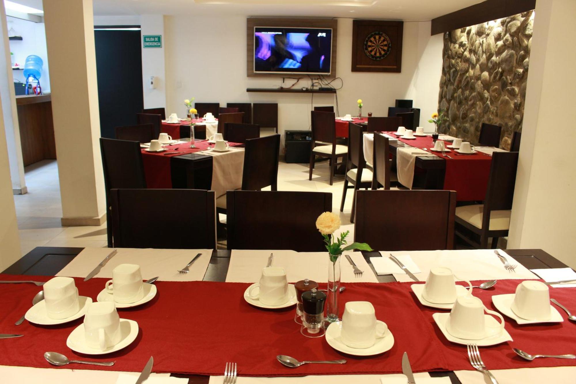 Hotel Santiago De Compostella Suites Куенка Екстер'єр фото
